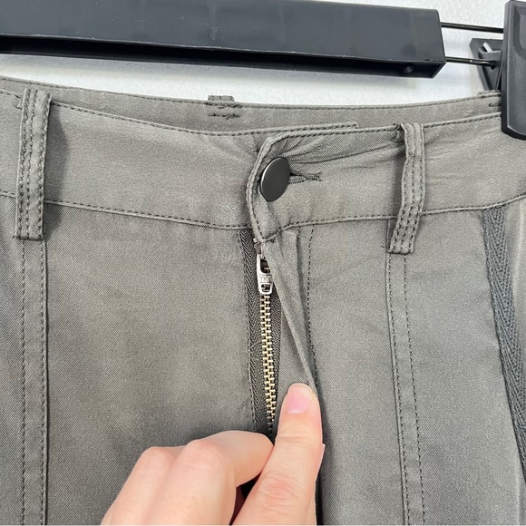 Go by Go Silk ICONIC Go Army Pant Redux size 2 Cargo Convertible Utility Olive - Picture 6 of 12